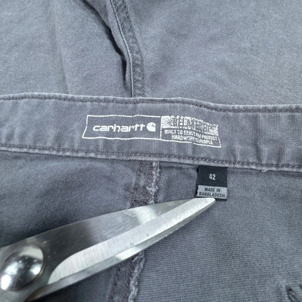 Carhartt *orders ship